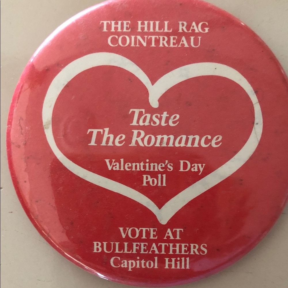 1985 Hill Rag Bullfeathers Capitol Hill pin